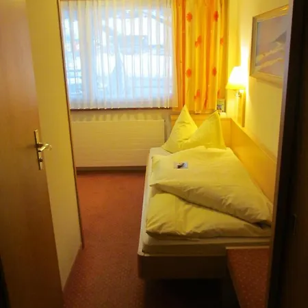 Post Mini-hôtel 2*