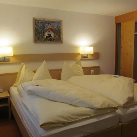 Post 2* Walenstadt
